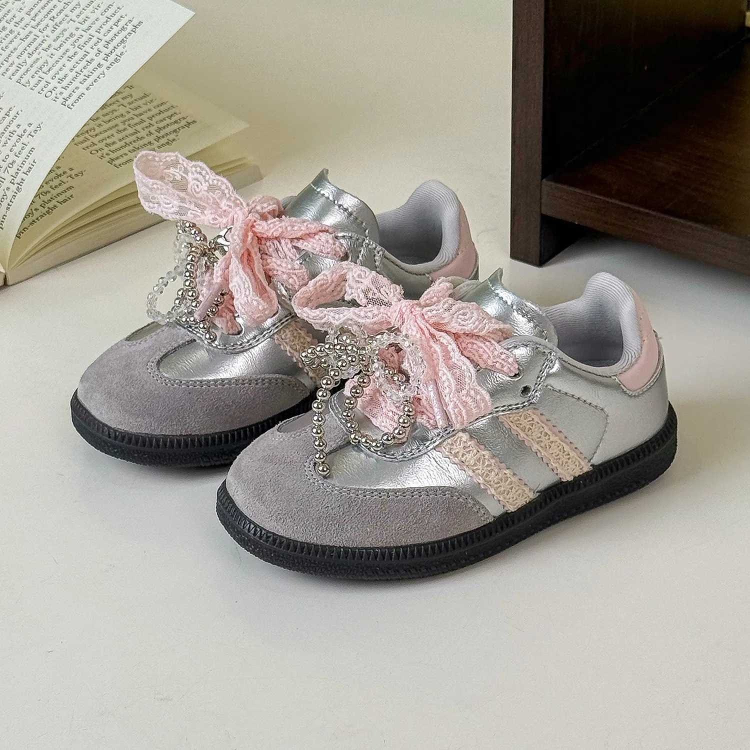 2025 Spring New Childrens Shoes Girls Casual Shoes Korean Version of Fashion Lace Bow Childrens Shoes XJ250712