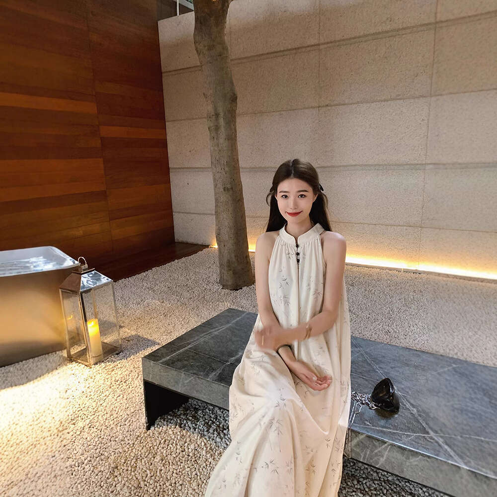 Elegant Sleeveless Women's Summer Gentle Vacation Style Age-Reducing Mid-Length Lace Crochet Tank Dress B5