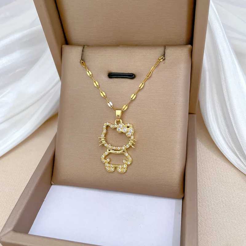 Sanrio Stainless Steel Hello Kitty Crystal Pendant Necklace for Women Hollow Choker Clavicle Chain Charm Necklace Jewelry Accessories w250716