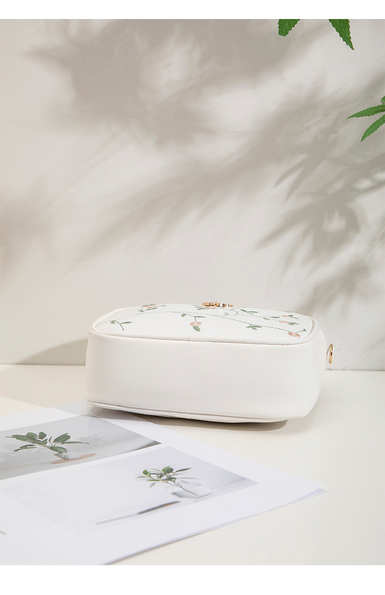 Embroidered flower bow camera bag, simple women's bag, casual small square bag, single shoulder crossbody bag, women's bag