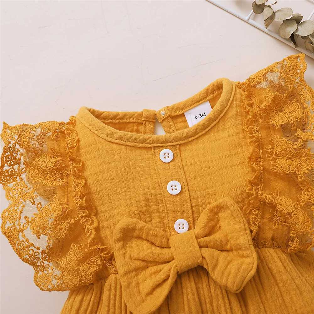 0-18 Months Old Newborn Solid Color Sleeveless Round Neck Lace Edge Bow Romper + Headband Baby Girl Summer New Casual Jumpsuit XJ250712