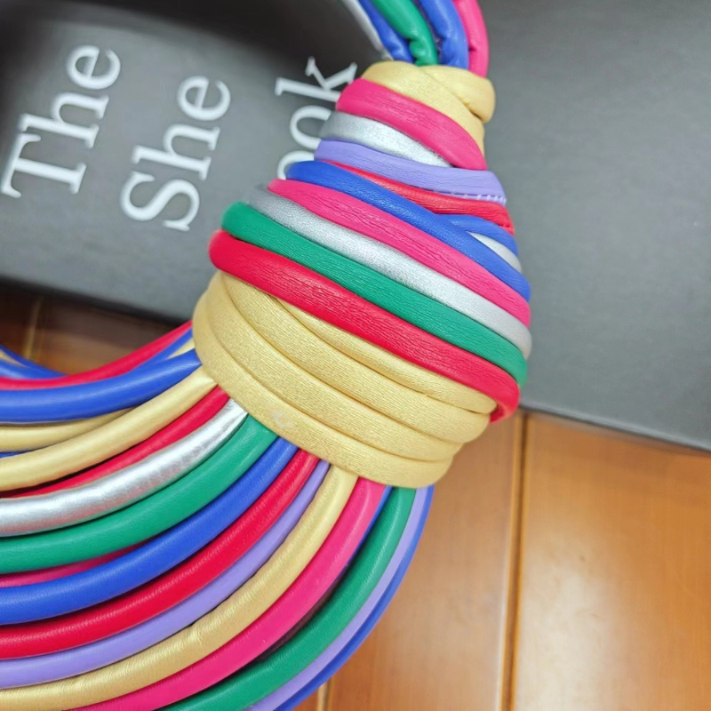 New Gold Luxury Designer Handbags for Women Handwoven Noodle Bags Rope Knotted Pulled Hobo Silver Evening Clutch bolsas de mujer