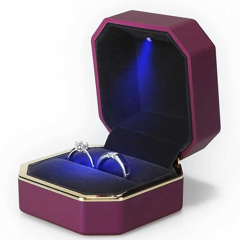 1 Pcs LED Jewelry Ring Box Luxury Velvet Rubber Necklace Pendant Gifts Display With Light For Proposal Engagement Wedding Case Z250712