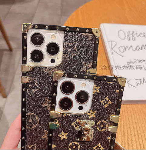 Leather Phone Case for iPhone Android Full Protection Unisex Square Bumper European and American Style Luxury Fashion Anti-Scratch 250712