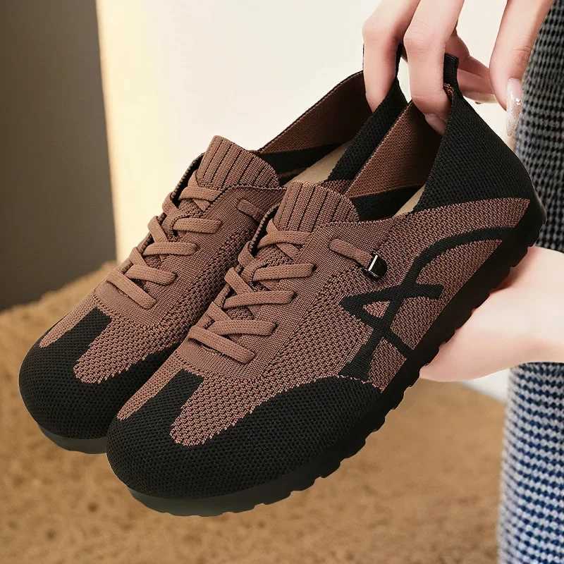 Shoes Womens Spring New Mesh Shoes Casual Breathable Forr Gump Shoes E Pedal Versatile Lace-Up German Training Shoes XJ250712