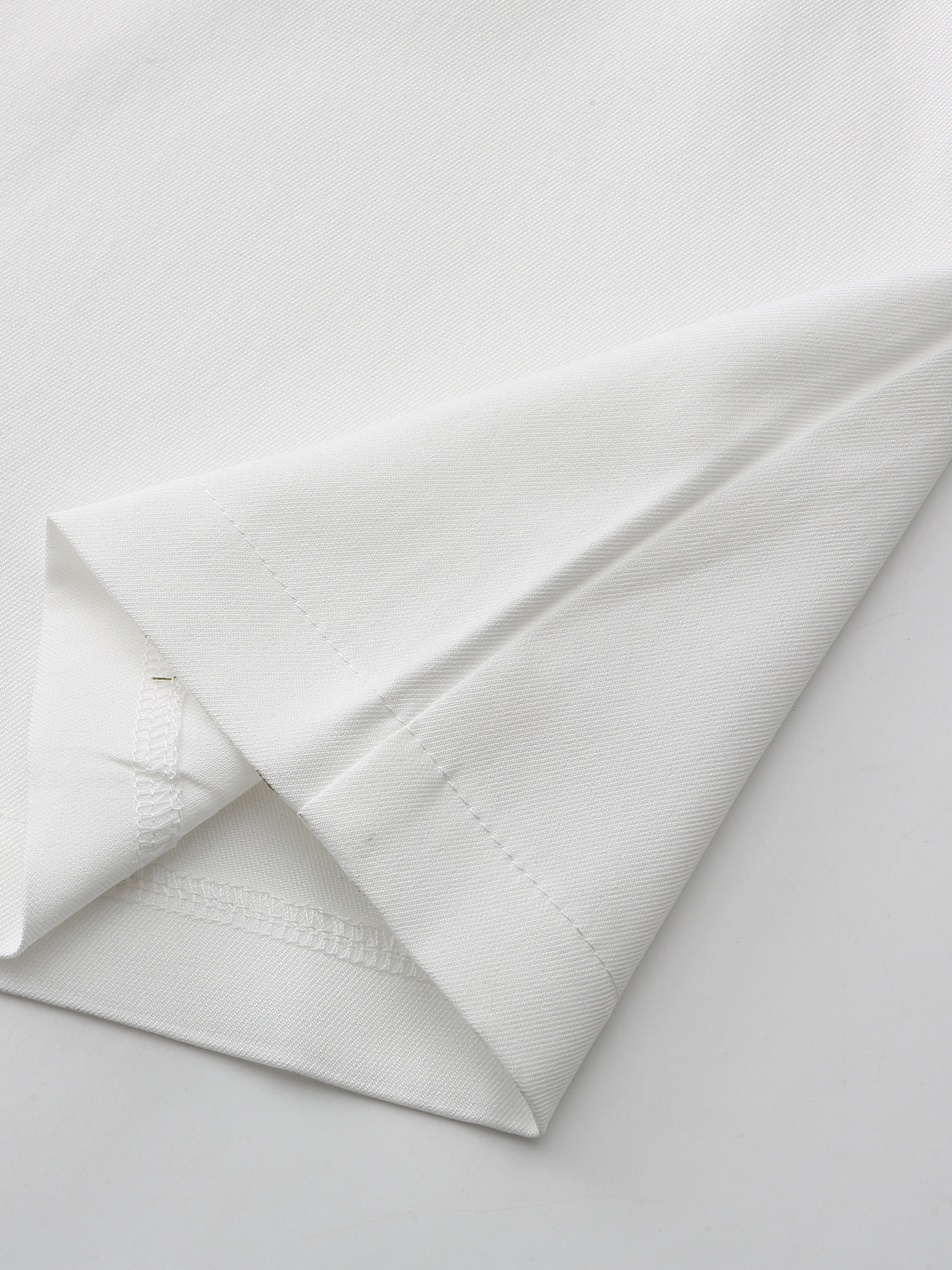 Muslim men's Thobe with long sleeves embroidered stand collar loose Arab ethnic style Islamic men's casual formal abaya