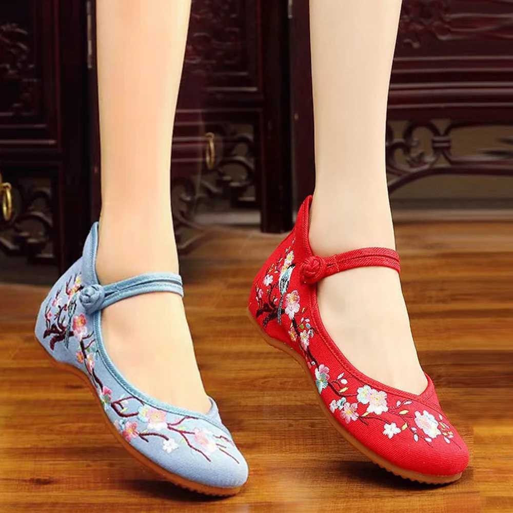 Embroidery Hanfu Shoes Womens Cheongsam Shoes Low Heel Single Shoes Mercerized Satin Chinese Elements Flat Heel Shoes XJ250712