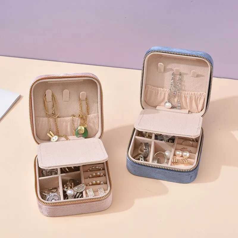 Plush Velvet Jewelry Box for Women Geometric Square Jewelry Storage Case Necklace Ring Earrings Travel Portable Zipper Boxes Z250712