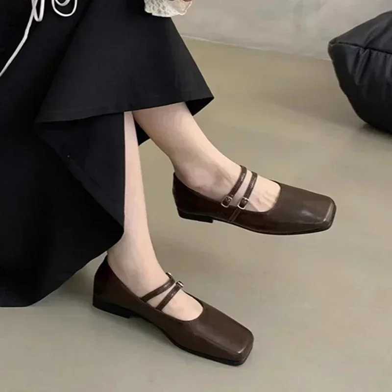 New Square Toe Comfortable Casual and Versatile Spring and Summer Flat Shoes Elegant and Reliable Womens Shoes XJ250712