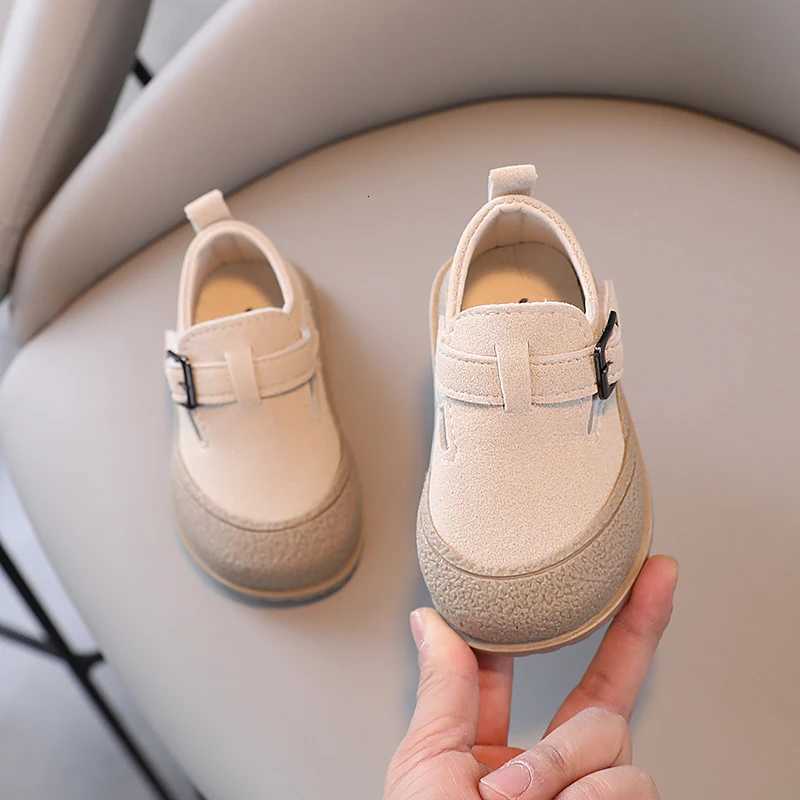 Boys Boken Shoes Soft Soled Childrens Shoes 2025 New Arrivals 0-1 Years Old Childrens Sports Shoes Fashion Retro Bean Shoes XJ250712