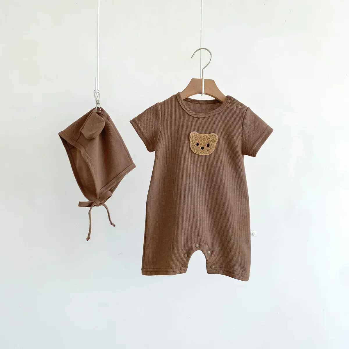 Cotton Romper Gift Hat with Ears New In Summer Kids Baby Girls Boys Short Sleeve Waffle Patch Bear Infant Newborn Jumpsuits XJ250712