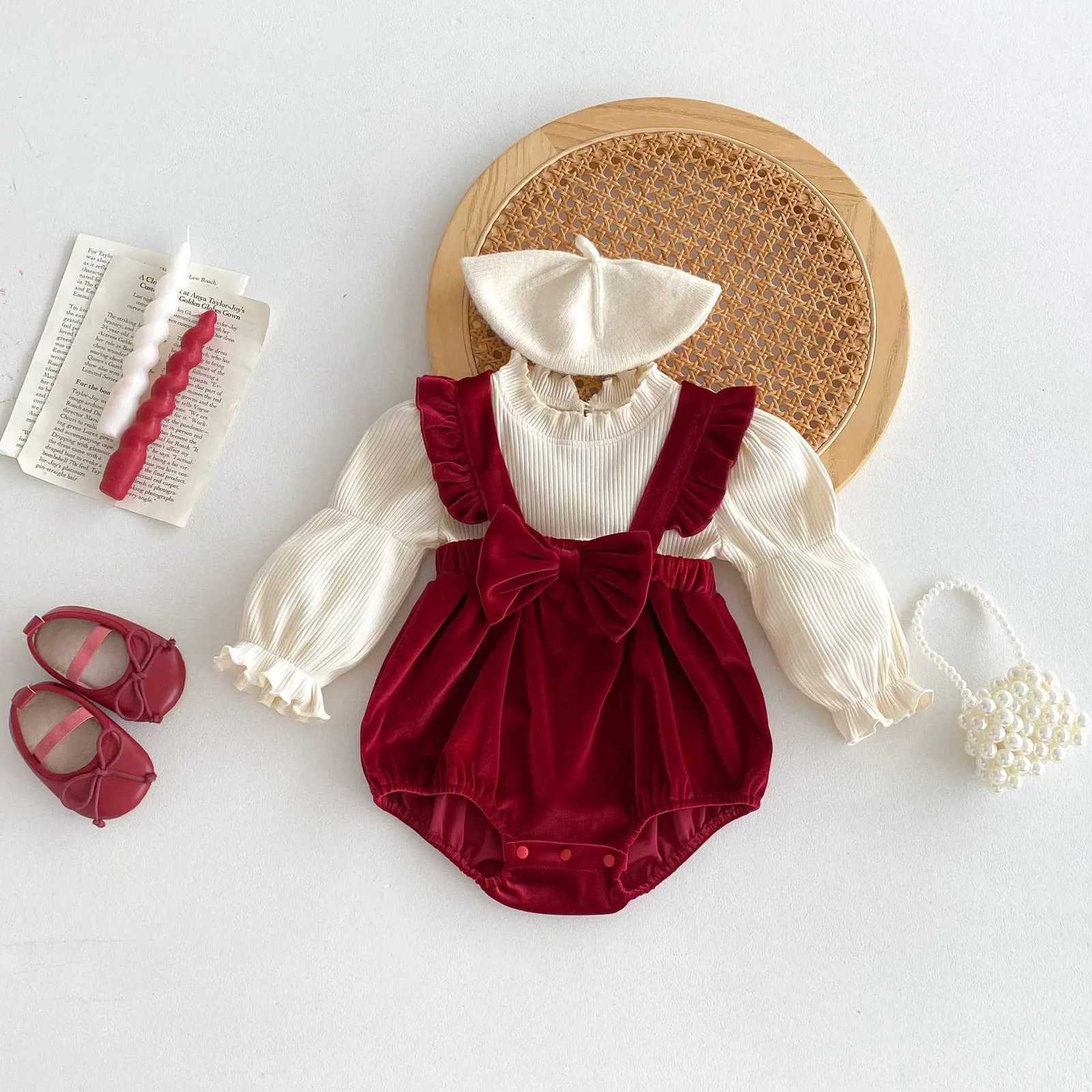 Cotton Red Velvet Romper Fake 2Pcs Ruffle Trim Bowknot Onesie 0-2Y Baby Girls Bodysuit Sleek Elegant Outfit Clothes for Girls XJ250712