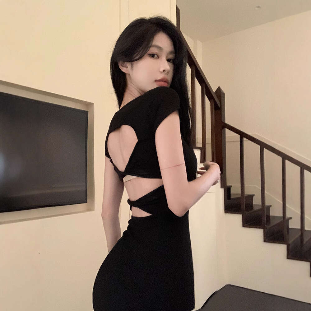 Spicy Girl Black Backless Short Sleeve For Women Summer High-End Sexy Slim Fit Elegant Slimming Bodycon Split Long Dress B5
