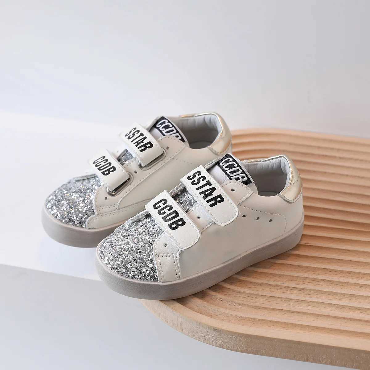 2025 Autumn Childrens Boys Girls Genuine Leather Sequin Magic Sticker Dir Sneakers Kid Toddler Casual Flats Single Shoes XJ250712