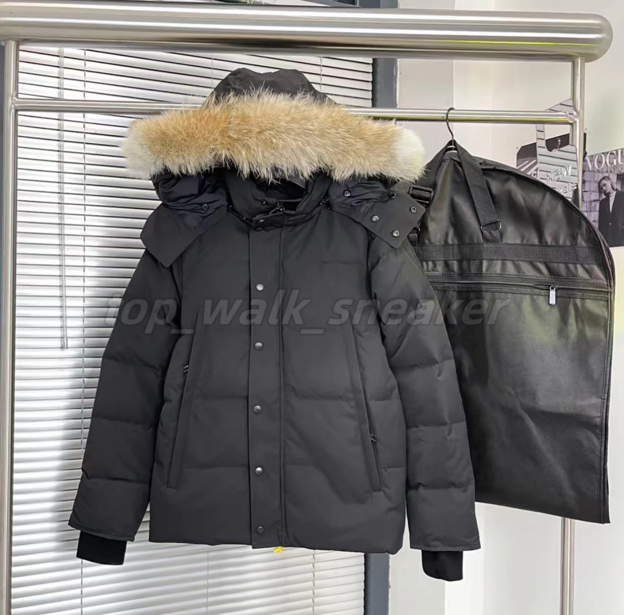 Mens Down Puffer Jackets Coats Real Coyote Fur Winter Fourrure Designer Homme Puffer Outdoor Windbreaker Jassen Outerwear Hooded Manteau Hiver Parka Doudoune