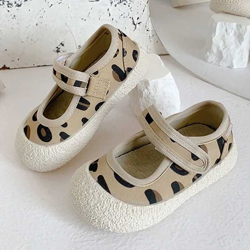 Boys Children Canvas Shoes Spring Autumn Girls Baby Soft Sole Anti-Slip Walking Shoes Summer Breathable Infant Kids Casual Shoes XJ250712