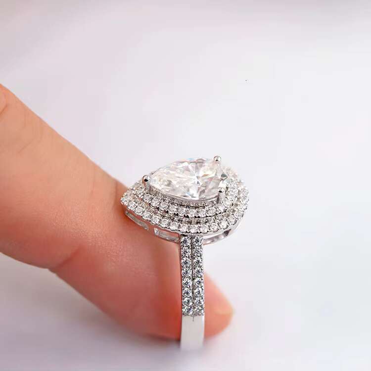 Yu Ying Custom 14K White Gold Engagement Ring With 1.0ct Pear Moissanite Diamond Wedding Ring Jewelry for Women - view 6