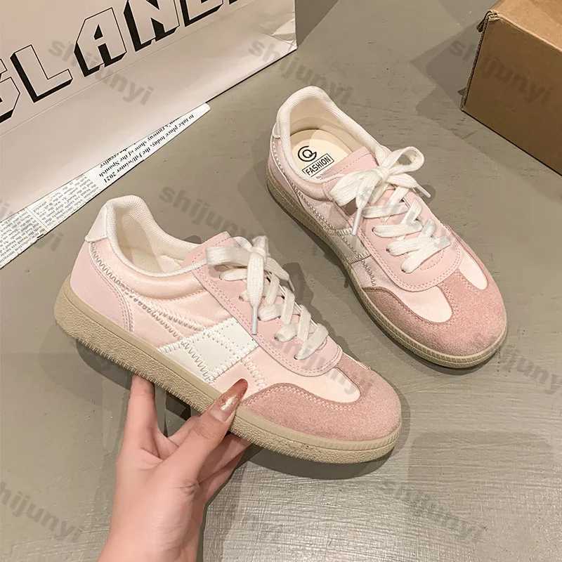 2025 Women Shoes Spring Autumn New Breathable Non-Slip Women Sneakers Comfortable Lightweight Soft Sole Casual Shoes XJ250712