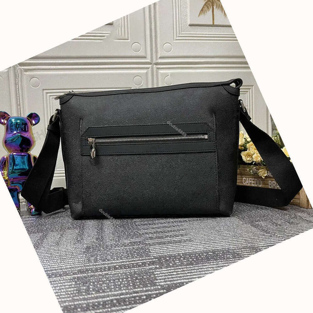 Designer men's messenger bag business shoulder bag black floral cross-body bag purse Postman bag briefcase laptop bag office bags work bag chest bag