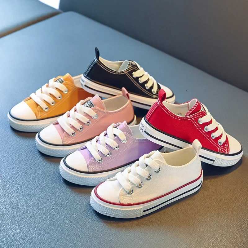 2024 Spring New Childrens Low-top Canvas Shoes Sle White Candy Color Mens Womens Childrens Parent-child Board Shoes XJ250712
