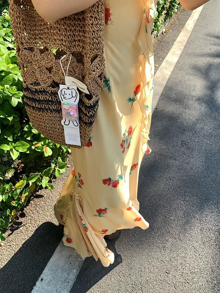 Summer new women's dress rose garden V-neck ruffled flower chiffon holiday style dress designer dress summer waist slimming seaside vacation long