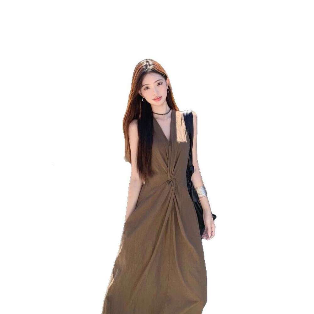 Beach Vacation French Style Halter Neck Strap Women's Summer New Sexy Elegant Waist-Cinching Long Dress B5