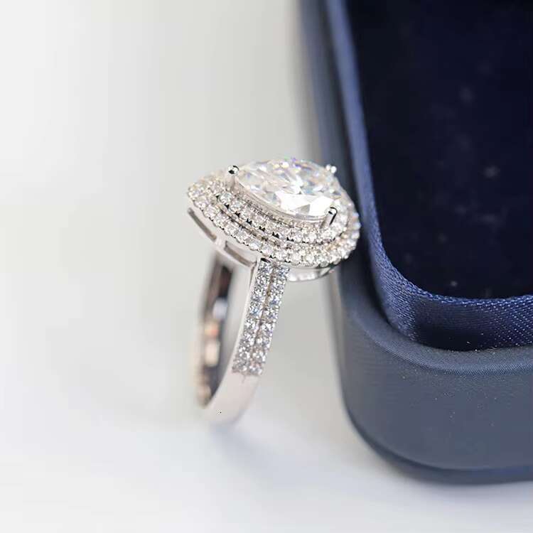 Yu Ying Custom 14K White Gold Engagement Ring With 1.0ct Pear Moissanite Diamond Wedding Ring Jewelry for Women - view 3