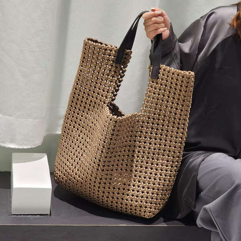 Leather Bag Bucket Bag Tote Bag Summer Woven Tote French Niche High Quality Handmade Handheld Shoulder Crossbody Bag Commuting Versatile