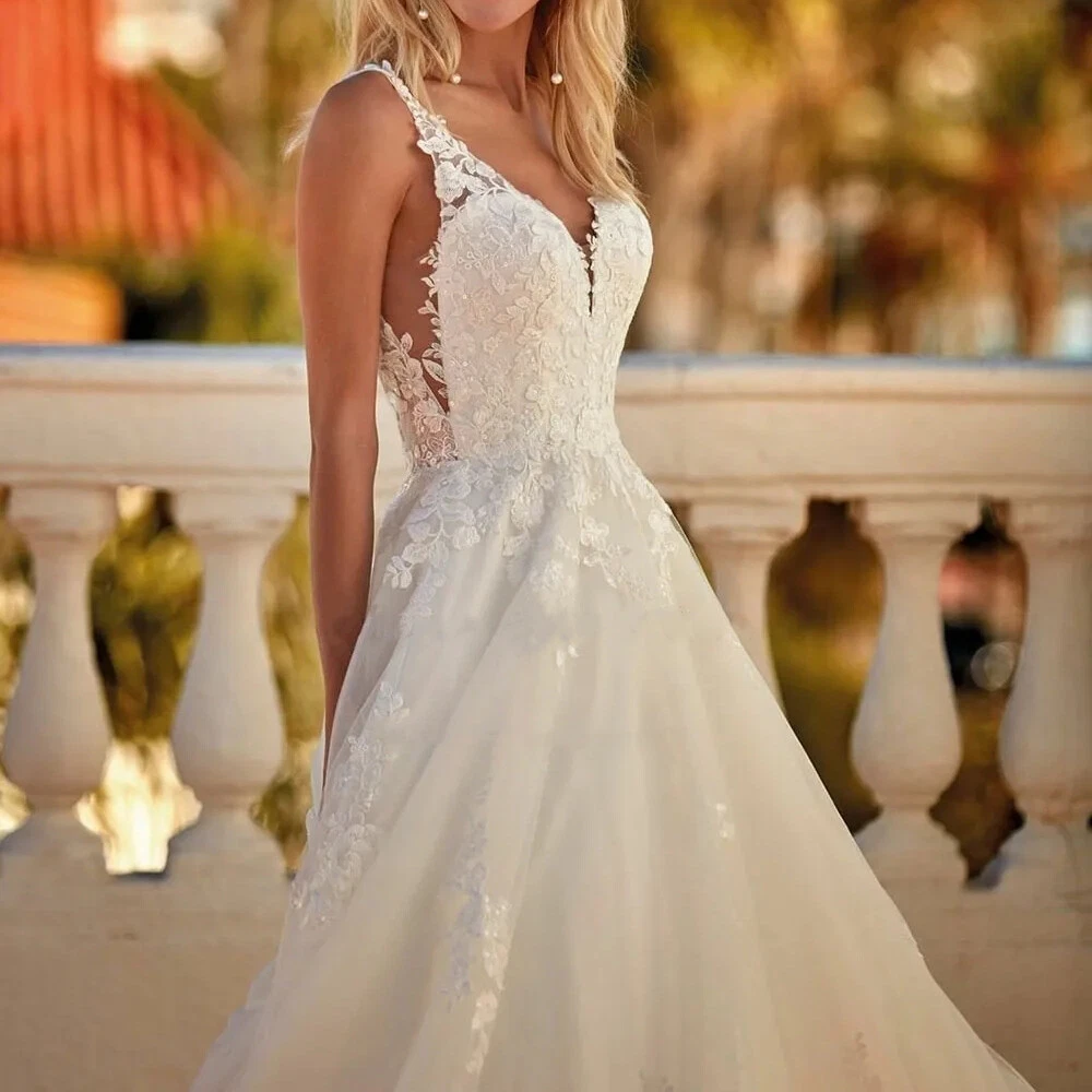 Boho A-Line Wedding Dresses Lace Appliques V-Neck Long Tulle Bridal Gowns Ivory Beach Bride Dress Customized