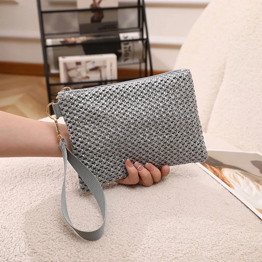Women Clutch Bag Fashion Handmade Ladies Solid Wristlet Girl Straw Woven Phone Coin Purse Beach Wallet Fresh Sweet 250703