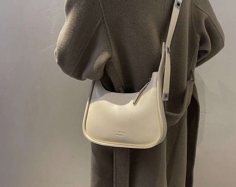 Designer Bags luxury bag Yogodlns Vintage Half-Moon Shoulder For Women Soft Leather Underarm New Crossbody Handbag Brands Armpit Bag