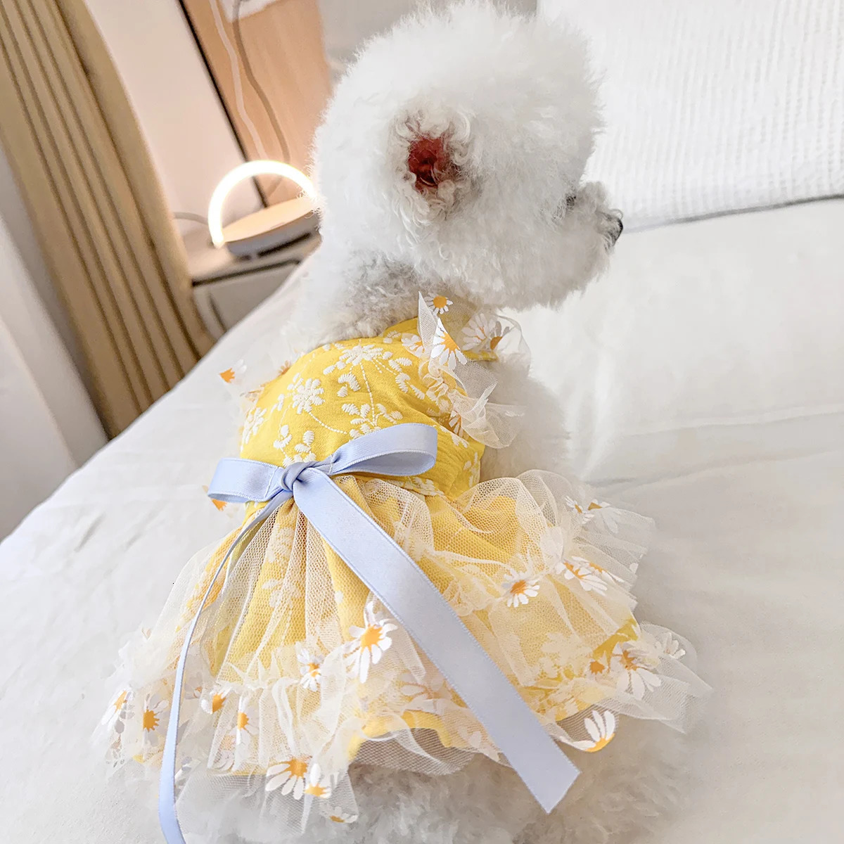 Summer Daisy Suspender Dress Pet Clothing Dog Cat Anti-Hair Loss Summer Yellow Princess Dress 250708