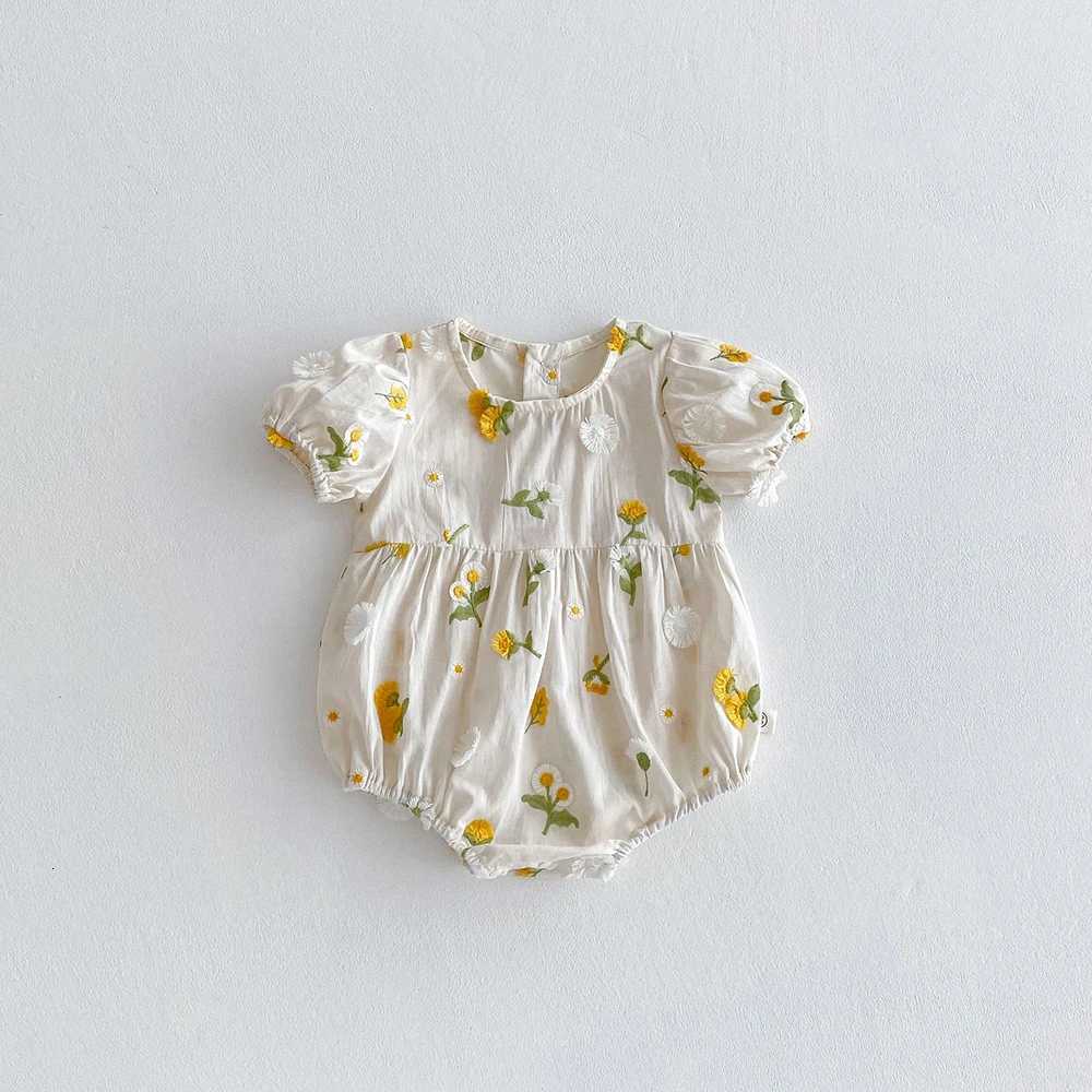Pastoral Girls Baby Embroidered Floral Romper Short Sleeved Sunflower Infant Jumpsuit Toddler Newborn One Piece Baby Clothing Z250712