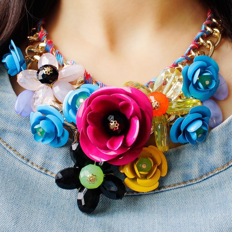 Luxury Jewelry Designer Jewelry European And American Cross-border Necklace Iron Flower Cotton Rope Woven Exaggerated Collarbone Chain Elegant Fashion