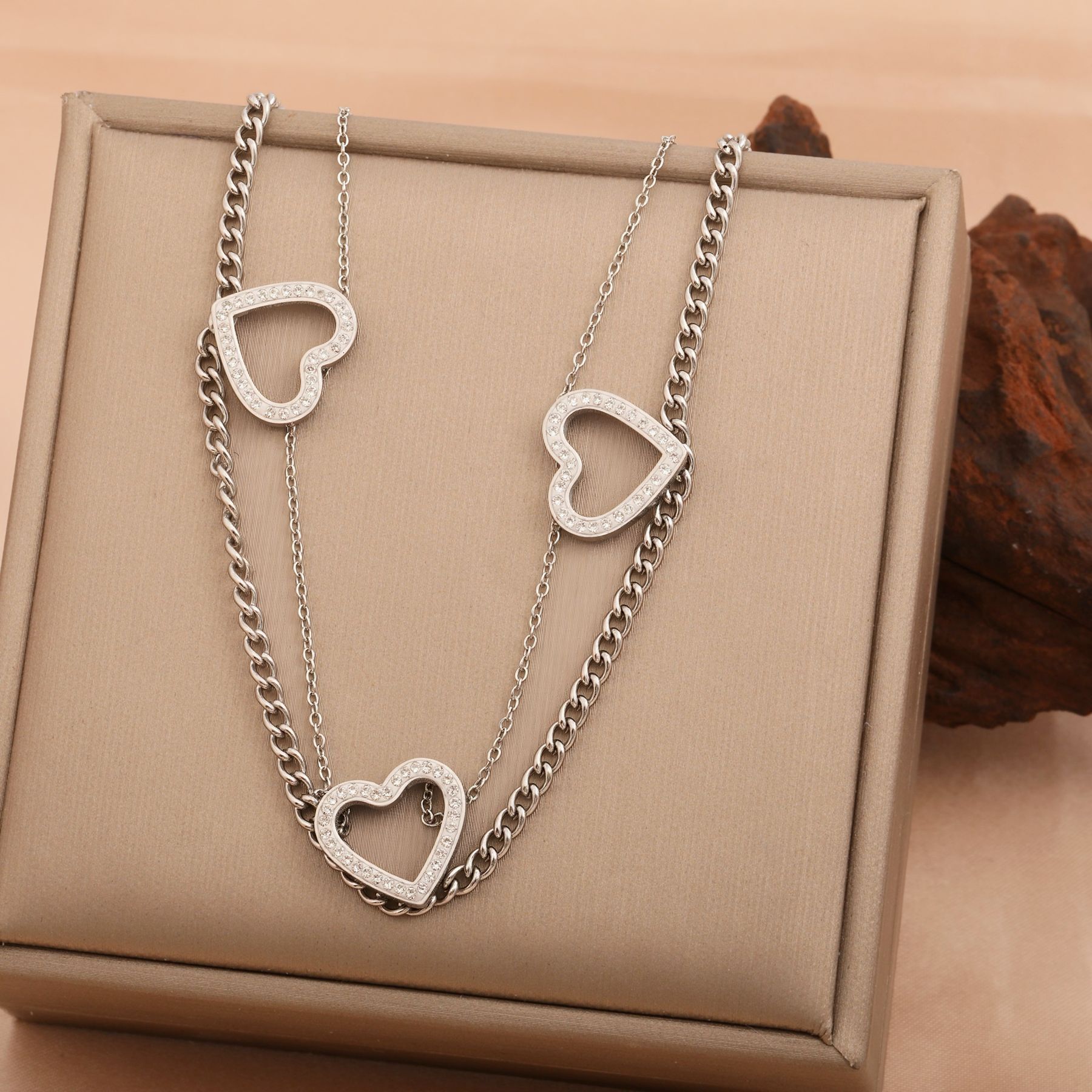 Luxury Jewelry Designer Jewelry European And American Light Luxury Style Inlaid Diamond Hollow Heart Double Layer Stacked Necklace For Women High-end 