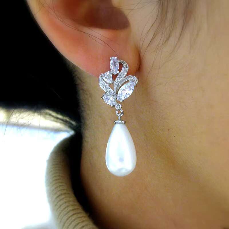Simple Womens Waterdrop Imitated Pearl Cubic Zirconia Earrings for Wedding Fashion Party Drop Earrings Bridal