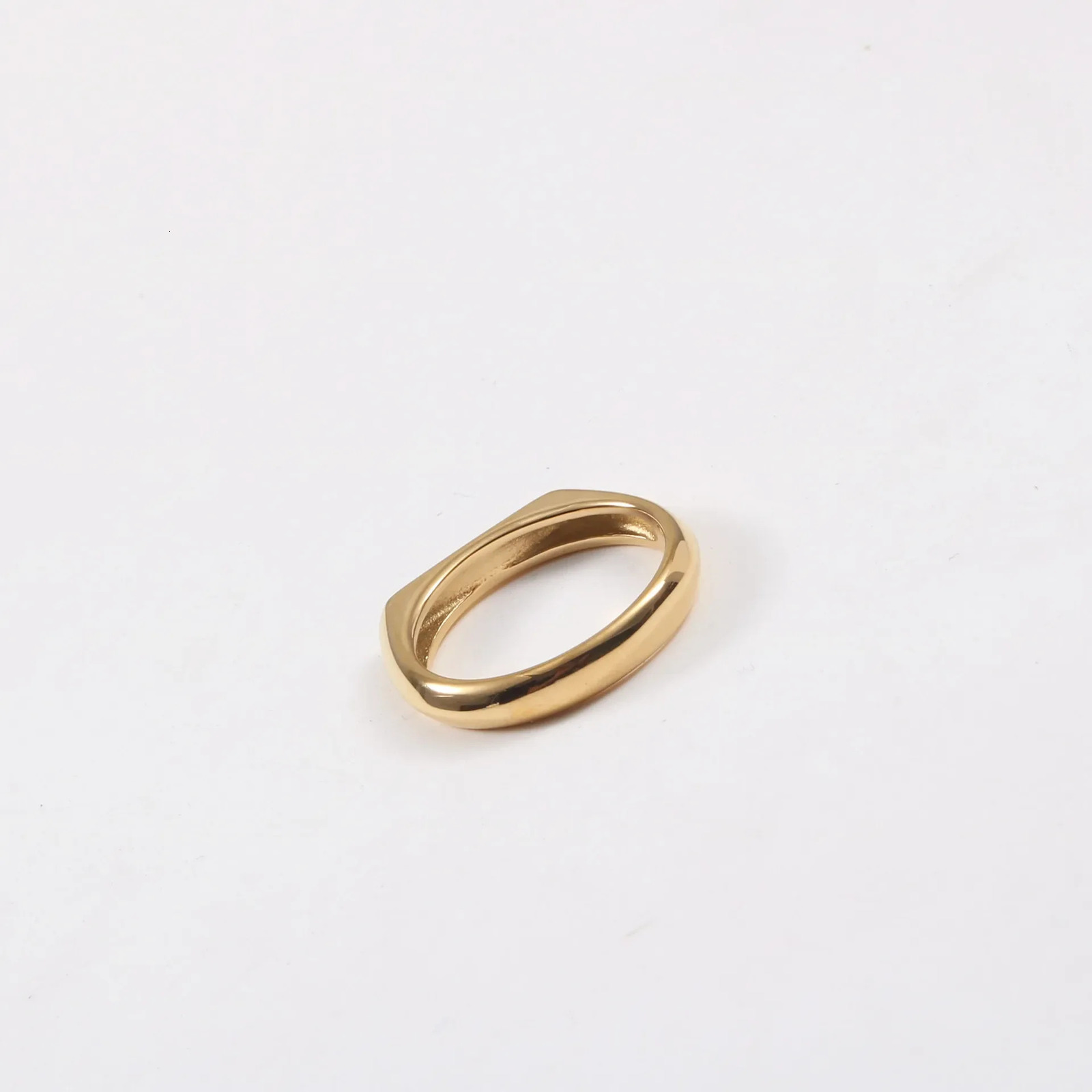 High End PVD Non Tarnish Minimalist Classic D-shaped Stainless Steel Ring Trend for Women Men 250708