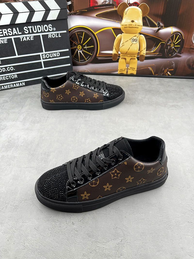 new Men's Internet-famous Bestseller - Low-top Casual Shoes with Soft Sole and Leather Upper Versatile and Stylish Sneakers from Popular Streetwe