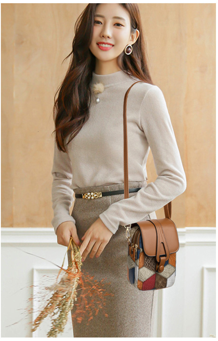 Free Shipping Designer Bag Phone Bag Crossbody Bag Zipper Shoulder Bag Versatile Fashion Vertical Exquisite Soft Leather Luxury Bag Casual Small Bag
