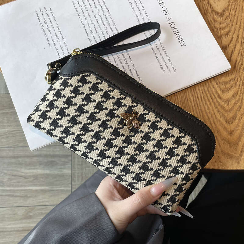 Handheld Canvas Elegant for Women Small Coin Purse Clutch Bag Can Hold Phone Fashionable New Exquisite
