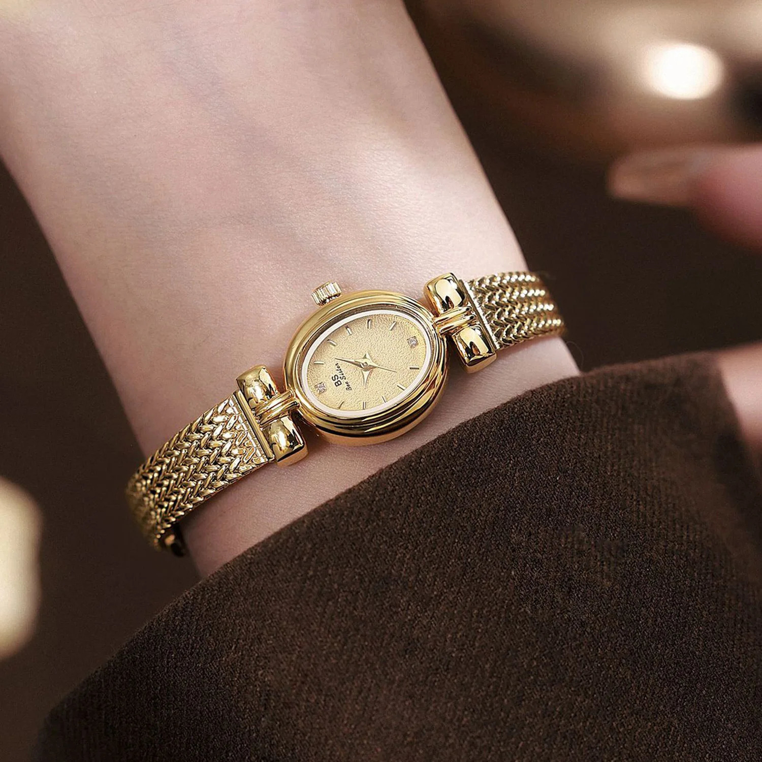 Womens Watches Oval Quartz Watch Gifts For Women Vintage Elegant Waterproof Golden Wheat Bracelet Wristwatch 250712