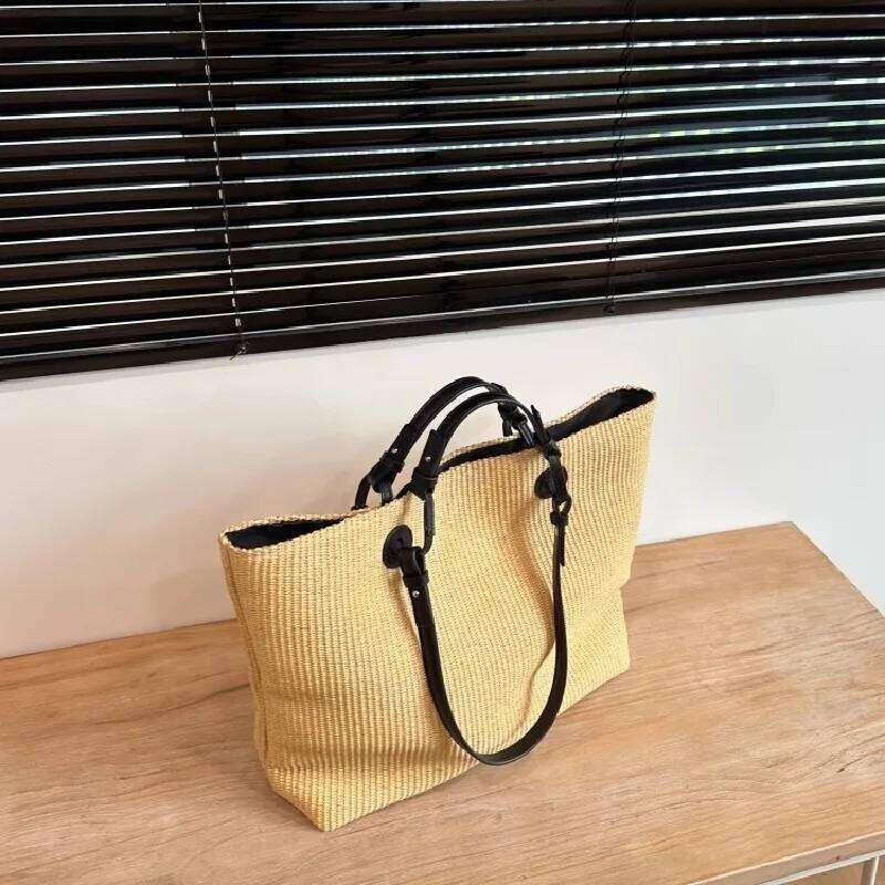 New Style Straw Woven Color Block Patchwork Basket Large Capacity Handwoven Women's Fashion Beach Vacation Bag