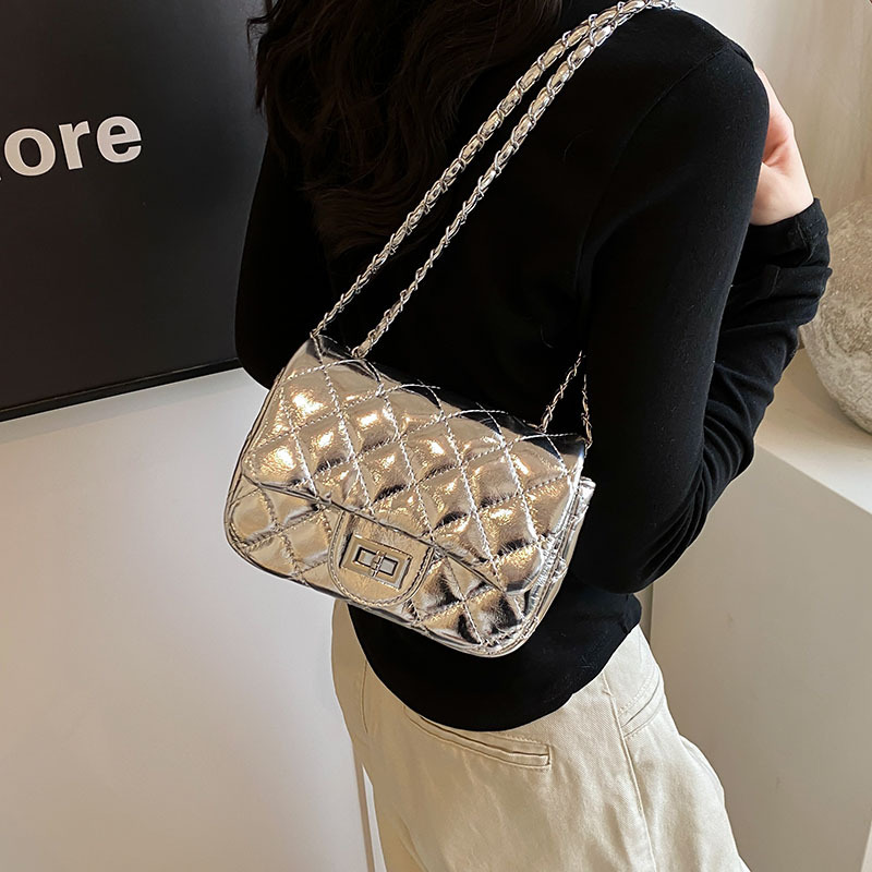 Luxury Brand Designer Bag Single Shoulder Bag Quilted Chain Solid Color Korean Style Crossbody Bag Fashion Style Simple Texture Commuting Versatile Sm