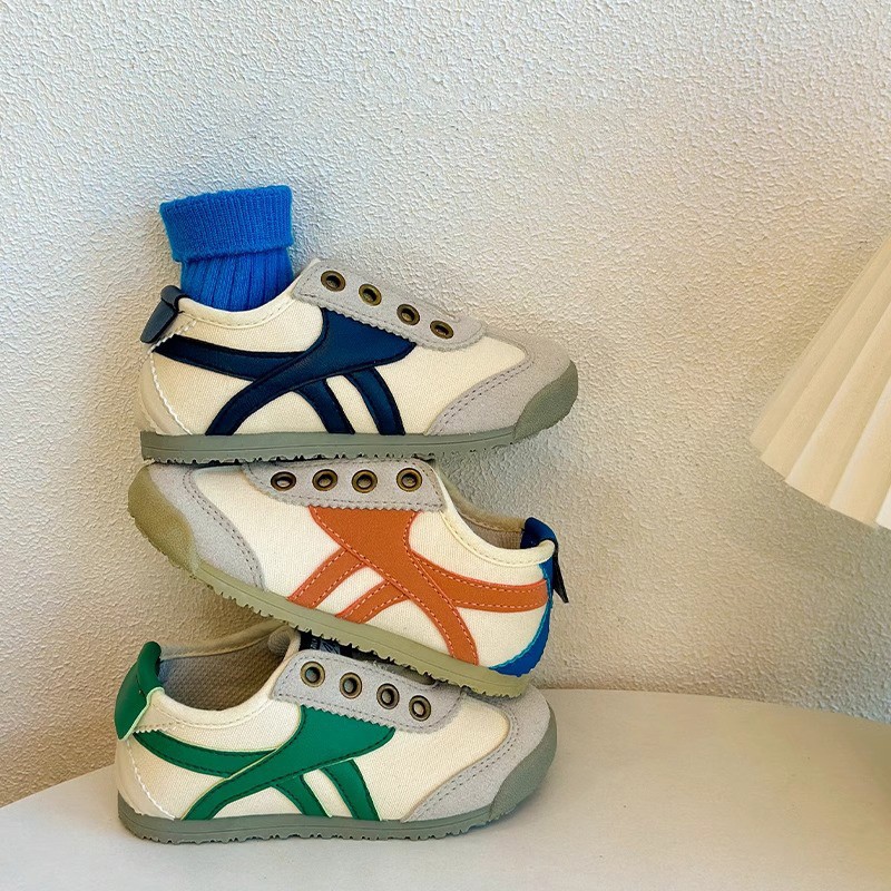 2025 Spring and Autumn Styles of Children's Canvas Shoes Soft - soled Casual Skate Shoes for Boys and Girls Indoor Shoes for Kindergarten Baby Wa