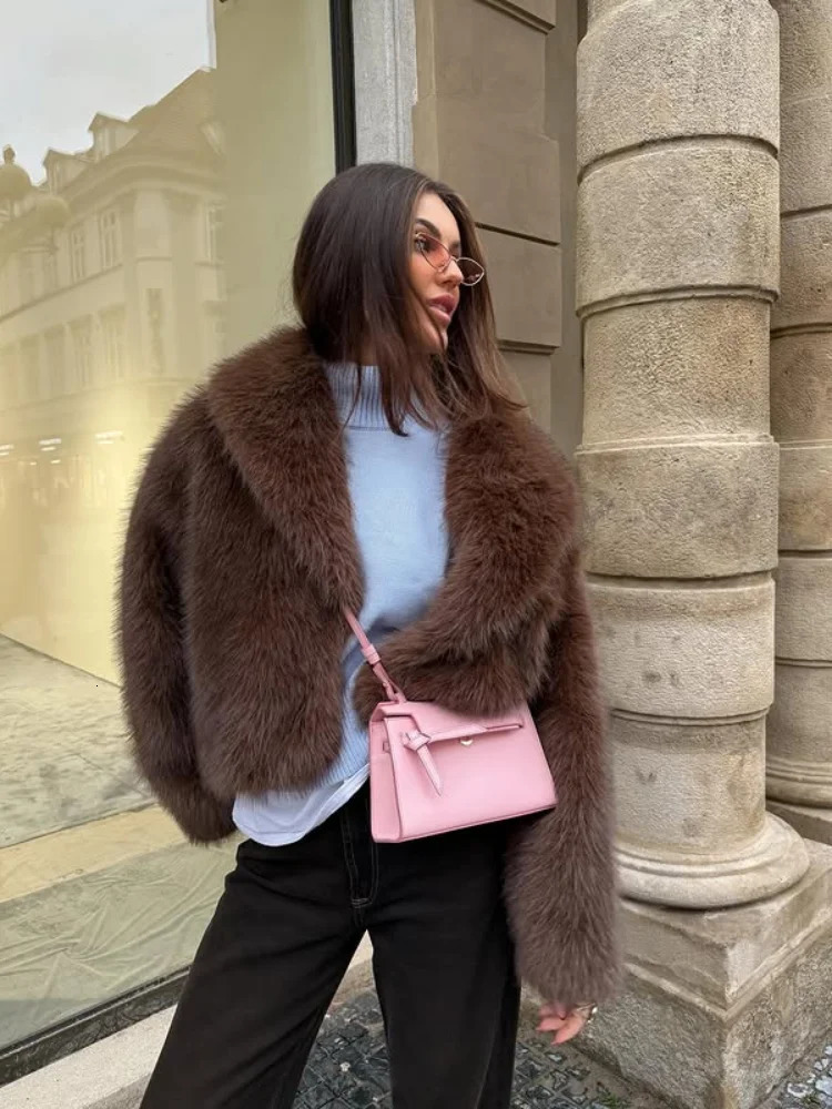 Coffee Faux Fur Short Coat Women Fluffy Lapel Long Sleeve Warm Thick Loose Jacket Fashion Winter Lady High Street Outwear 250708
