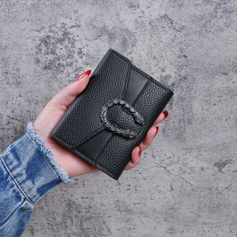Luxury Designer Wallet 2025 New Women's Short Tri-Fold Wallet -Leather & Patchwork Clutch with Multi-Card Slots & Zip Coin Pocket