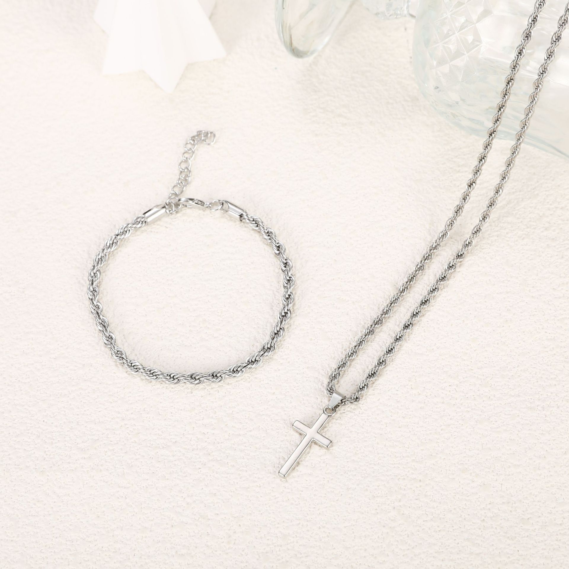 Luxury Jewelry Designer Jewelry European And American Cross-border Temu Hot-selling Couple Braided Chain Necklace Bracelet Hip-hop Trendy Chain Cross
