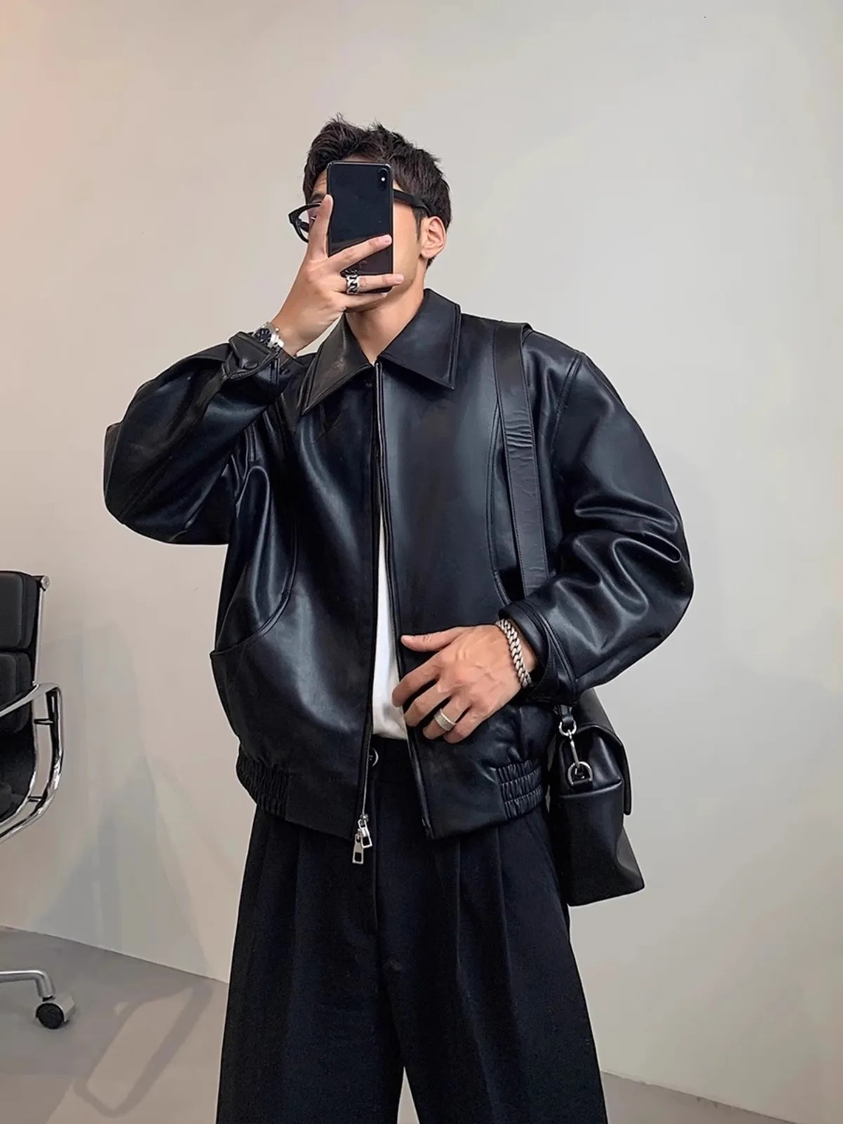Mauroicardi Spring Autumn Cool Short Soft Pu Leather Jacket Men with Turn-down Collar Zipper er Korean Clothes 250708