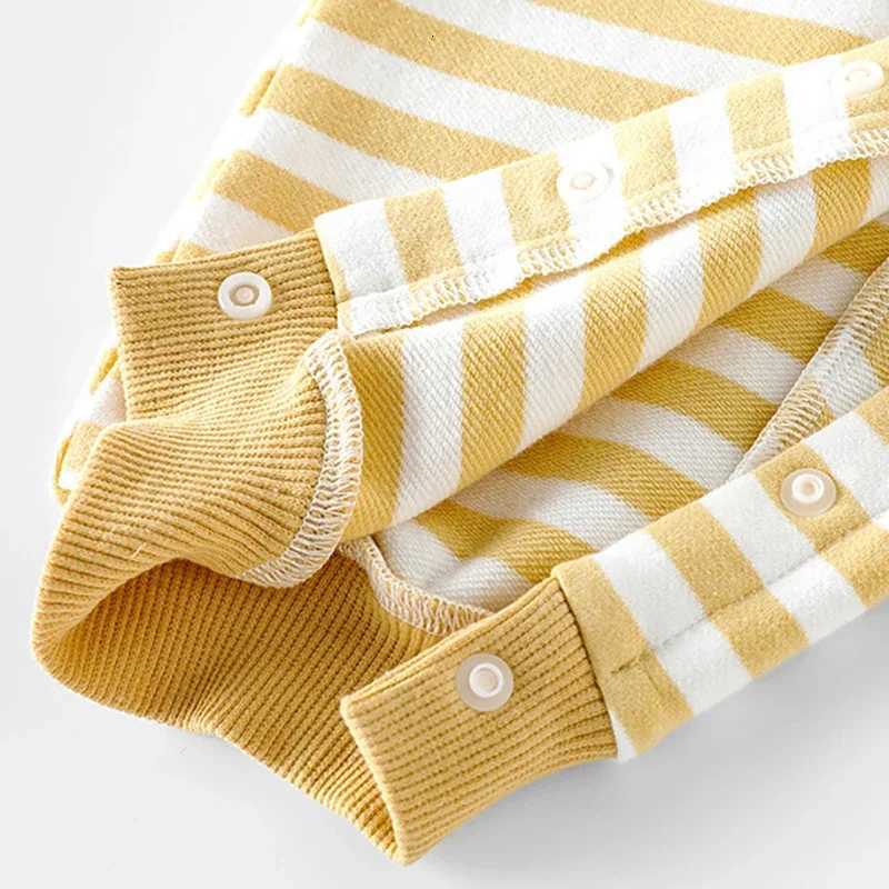 2025 Autumn Cotton Spandex Soft Breathable Baby Clothes Set Korean STYle Vest Striped Romper 2-Piece Outfit Z250712