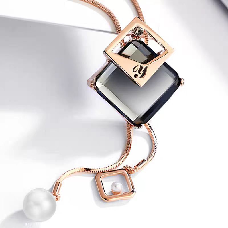 Luxury Jewelry Designer Jewelry Cross-border Hot-selling Sweater Chain Women's High-end Long Necklace Fashion Versatile European And American Sty